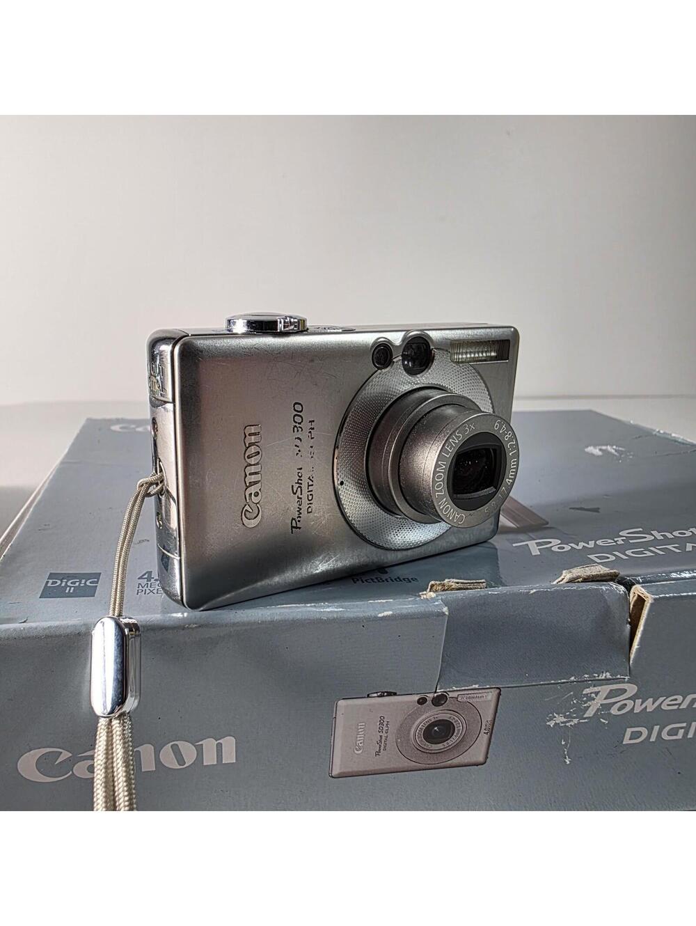 Canon PowerShot Digital ELPH SD300 Camera w/ Battery, SD Card & Charger Tested - Picture 9 of 9